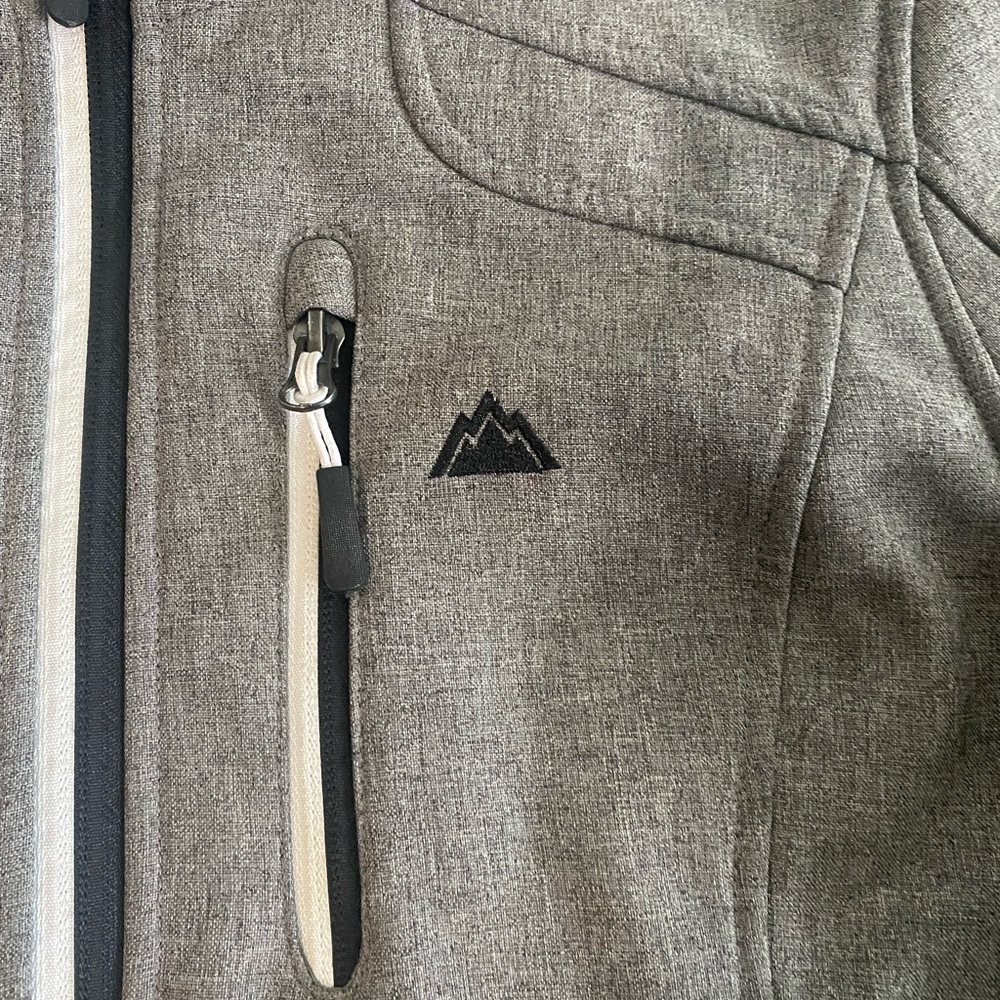 Snozu Performance Gray Jacket Small - image 2